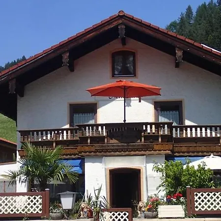 Haus Neuhaeusl Inkl. Chiemgaukarte Apartment