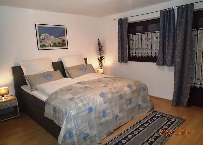 Haus Neuhaeusl Inkl. Chiemgaukarte Апартаменты *